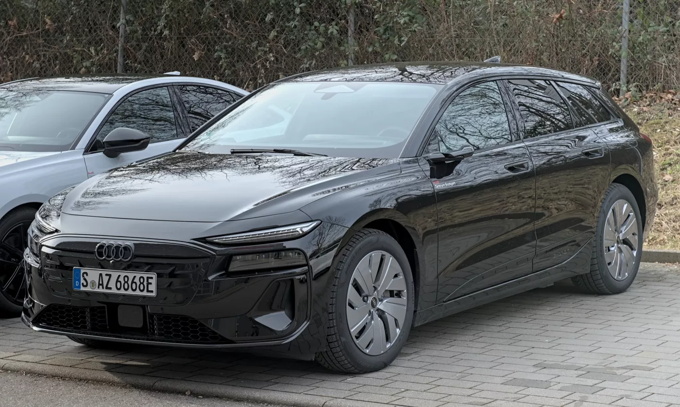 Audi e-tron car