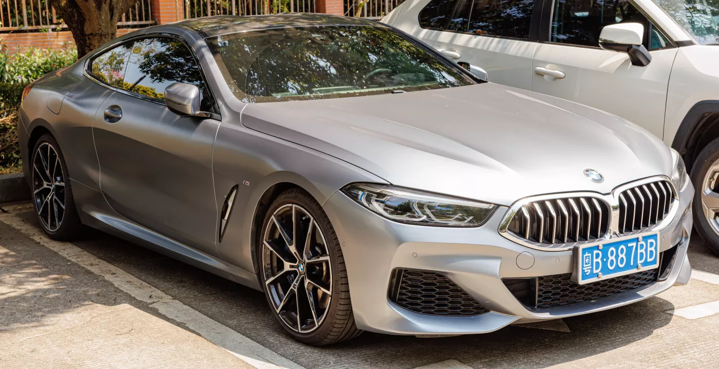 BMW 8 Series – BMW grand tourer executive car