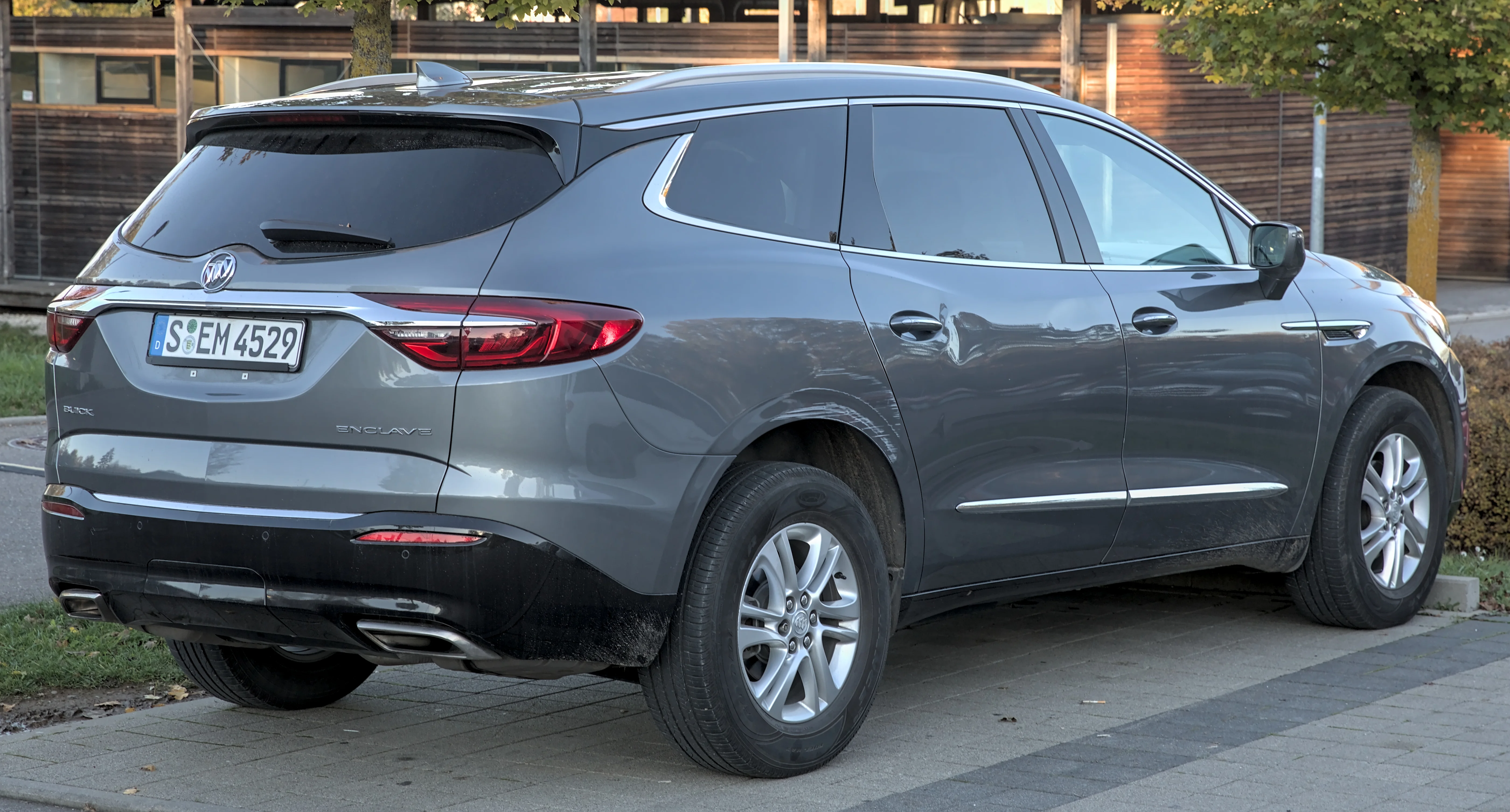 Buick Enclave – Buick full-size crossover suv