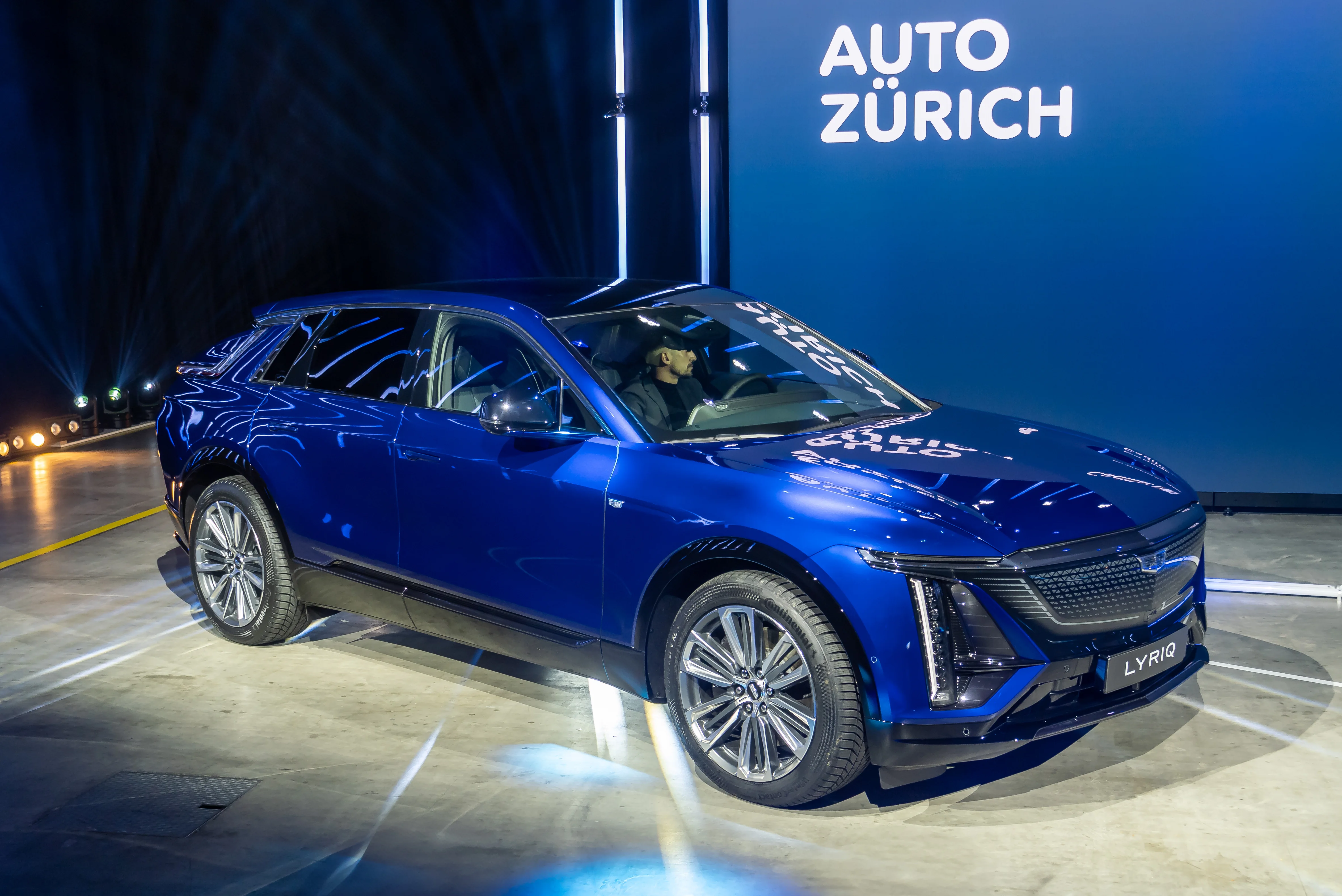 Cadillac Lyriq – Cadillac mid-size luxury crossover suv