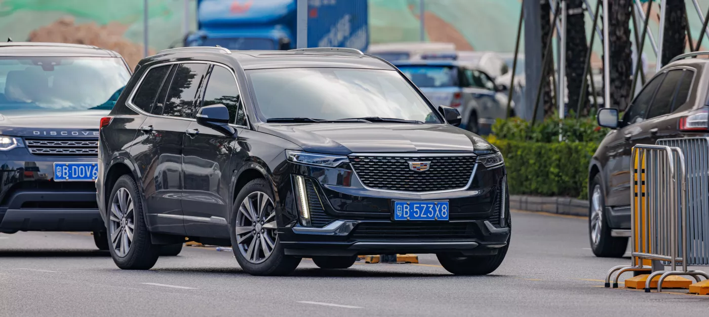 Cadillac XT6 – Cadillac mid-size luxury crossover suv