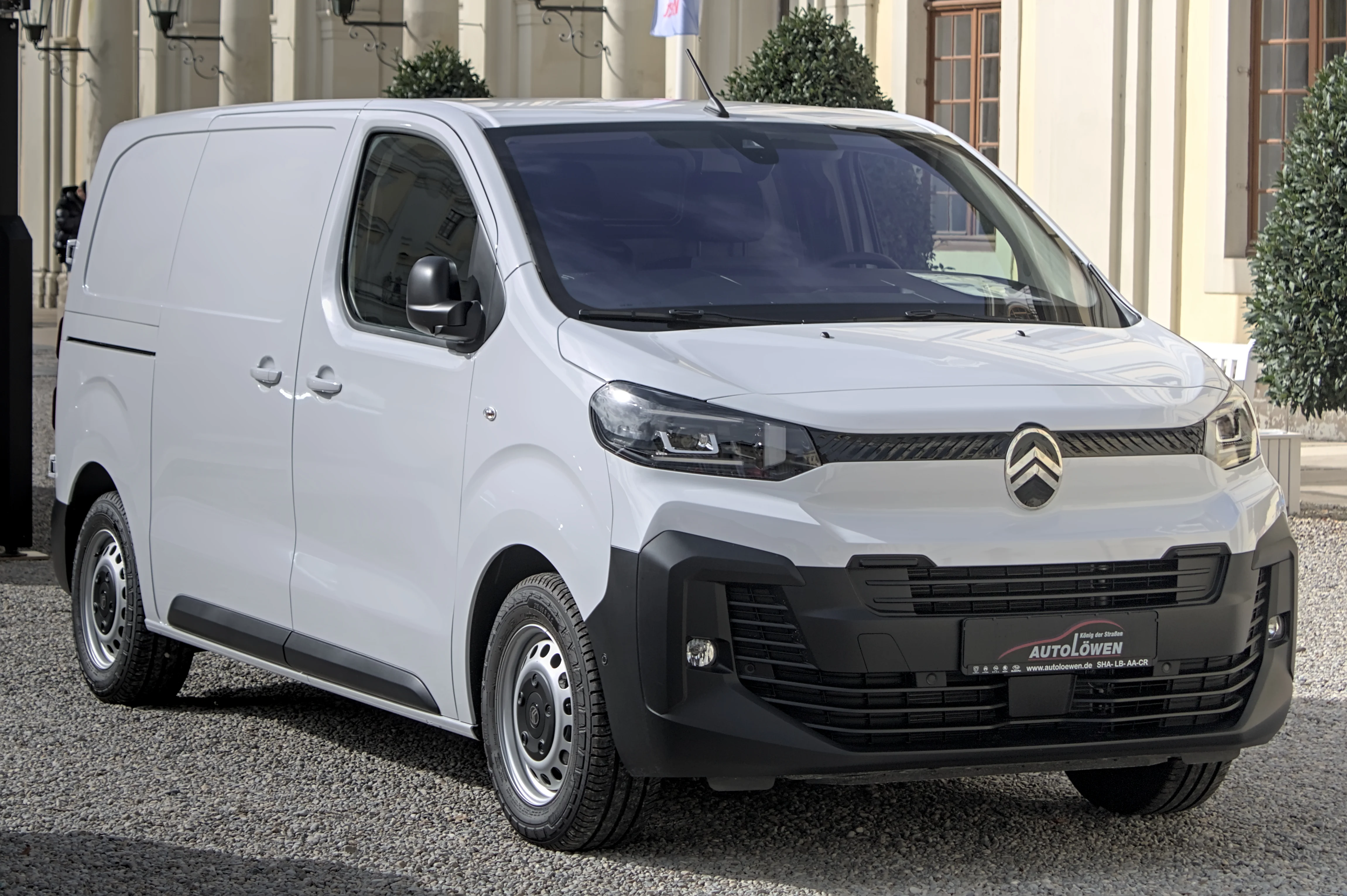 Citroën Jumpy – Citroen light commercial vehicle large mpv