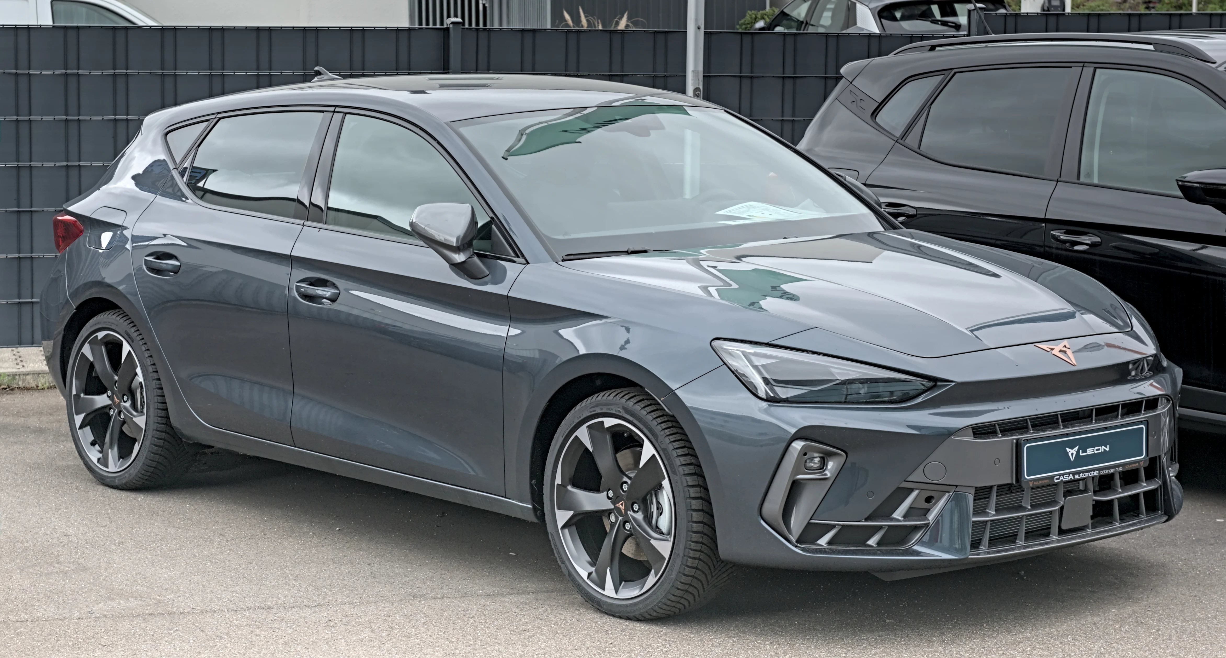 SEAT León – Cupra compact car/small family car
