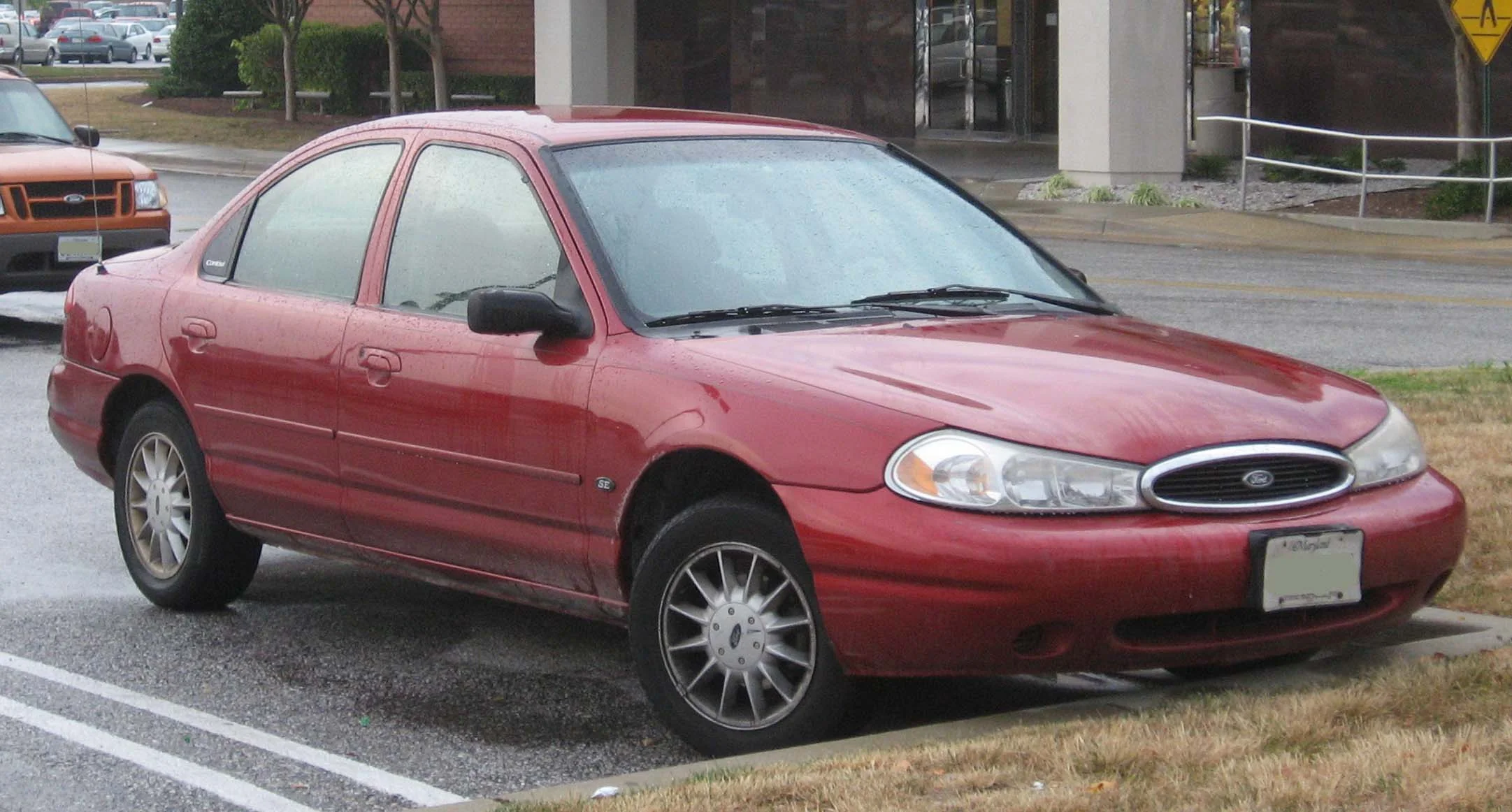 Ford Mondeo (first generation) – Ford midsize