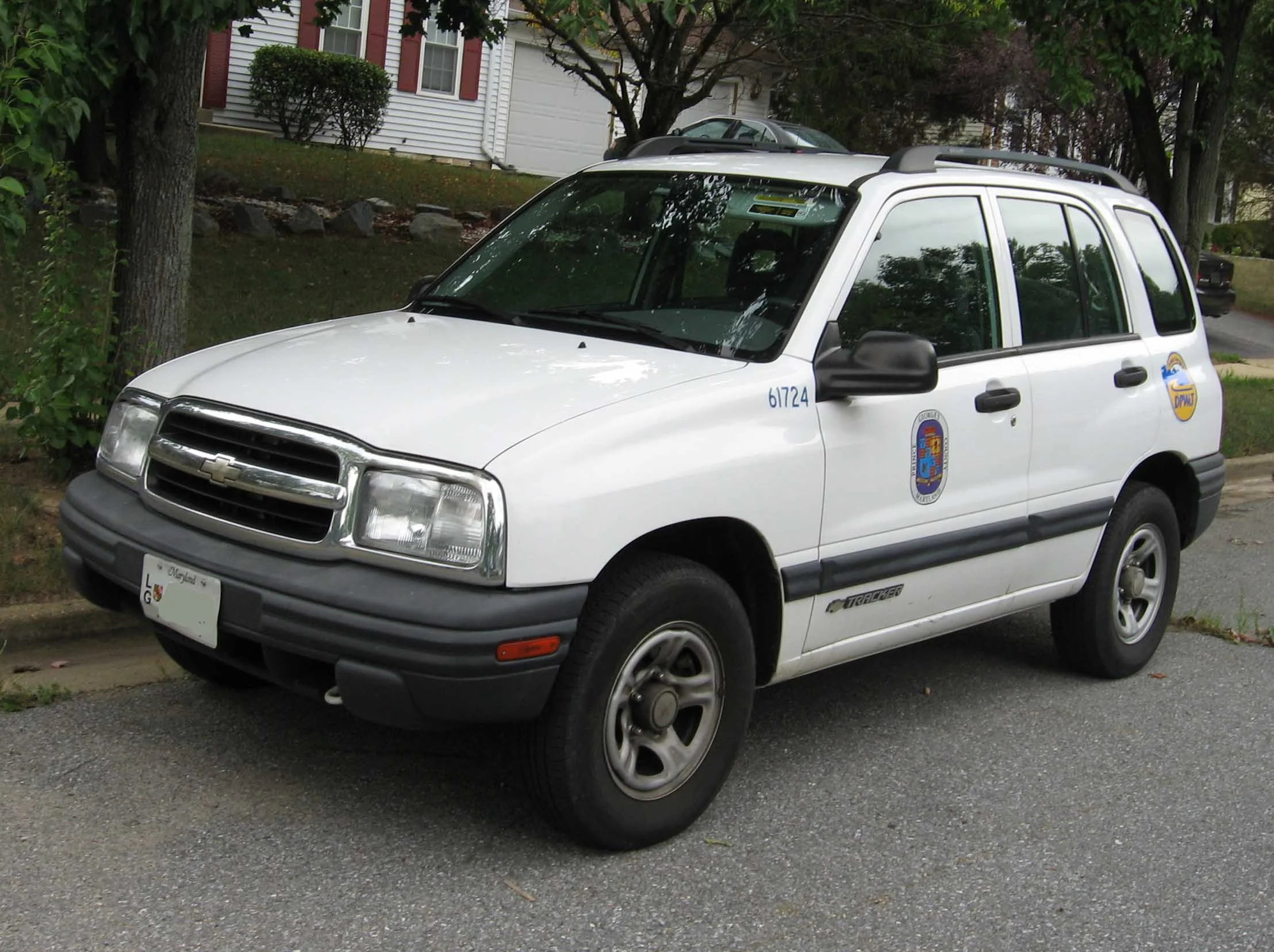 Chevrolet Tracker (Americas) – Geo mini suv compact suv