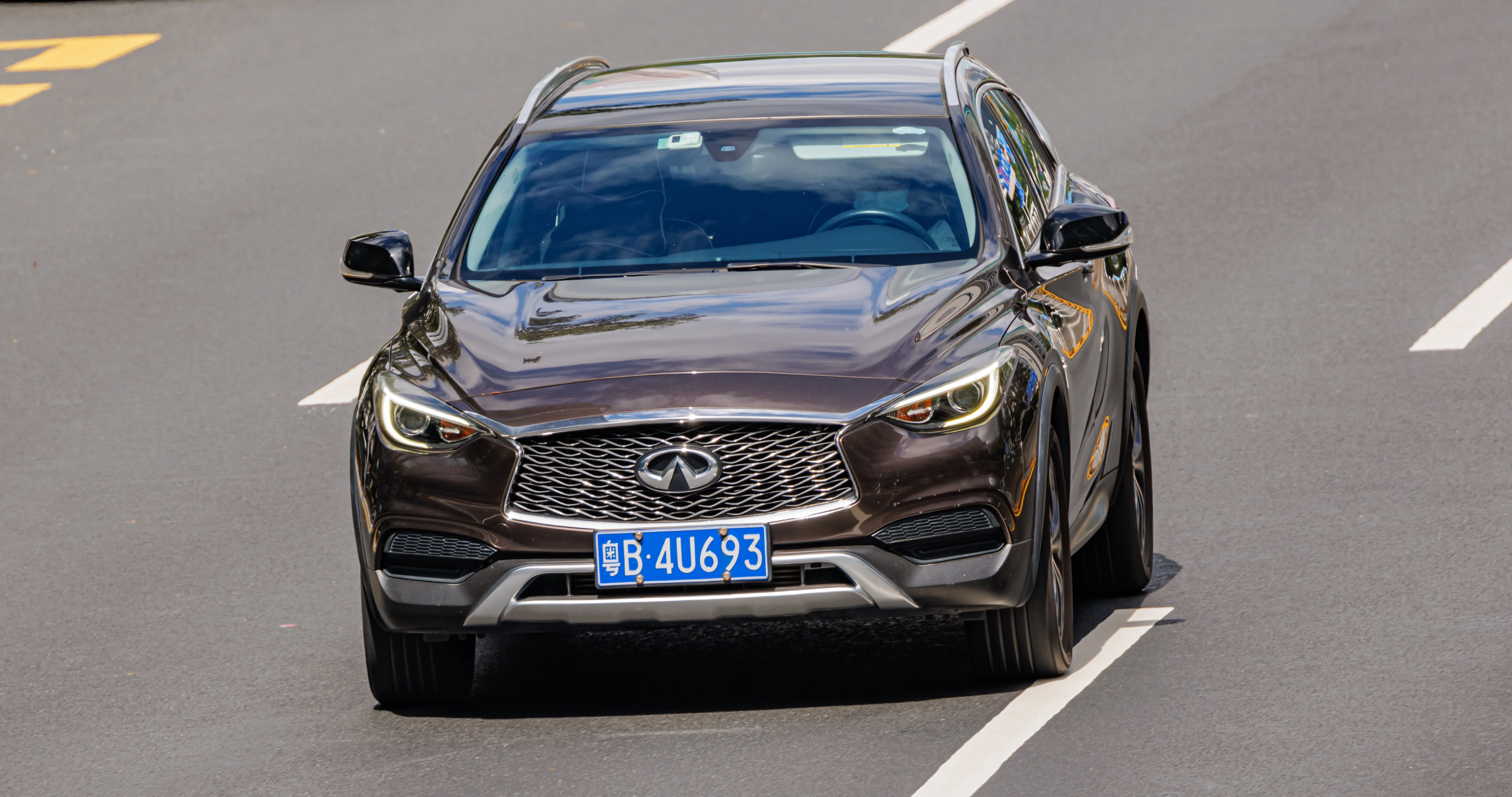 Infiniti QX30 – Infiniti subcompact luxury crossover suv