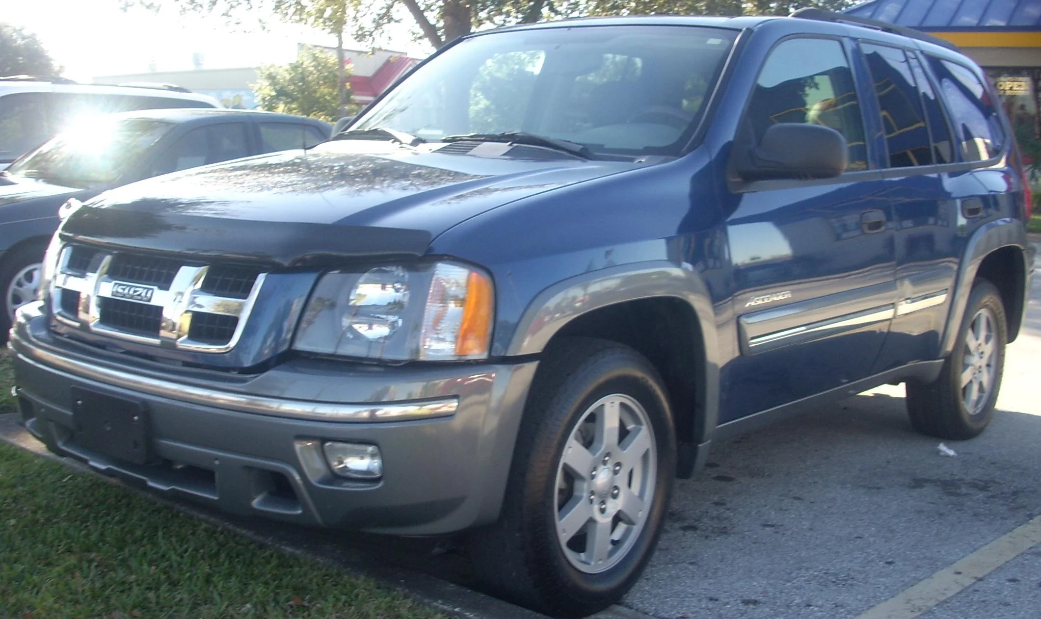 Isuzu Ascender – Isuzu mid-size suv