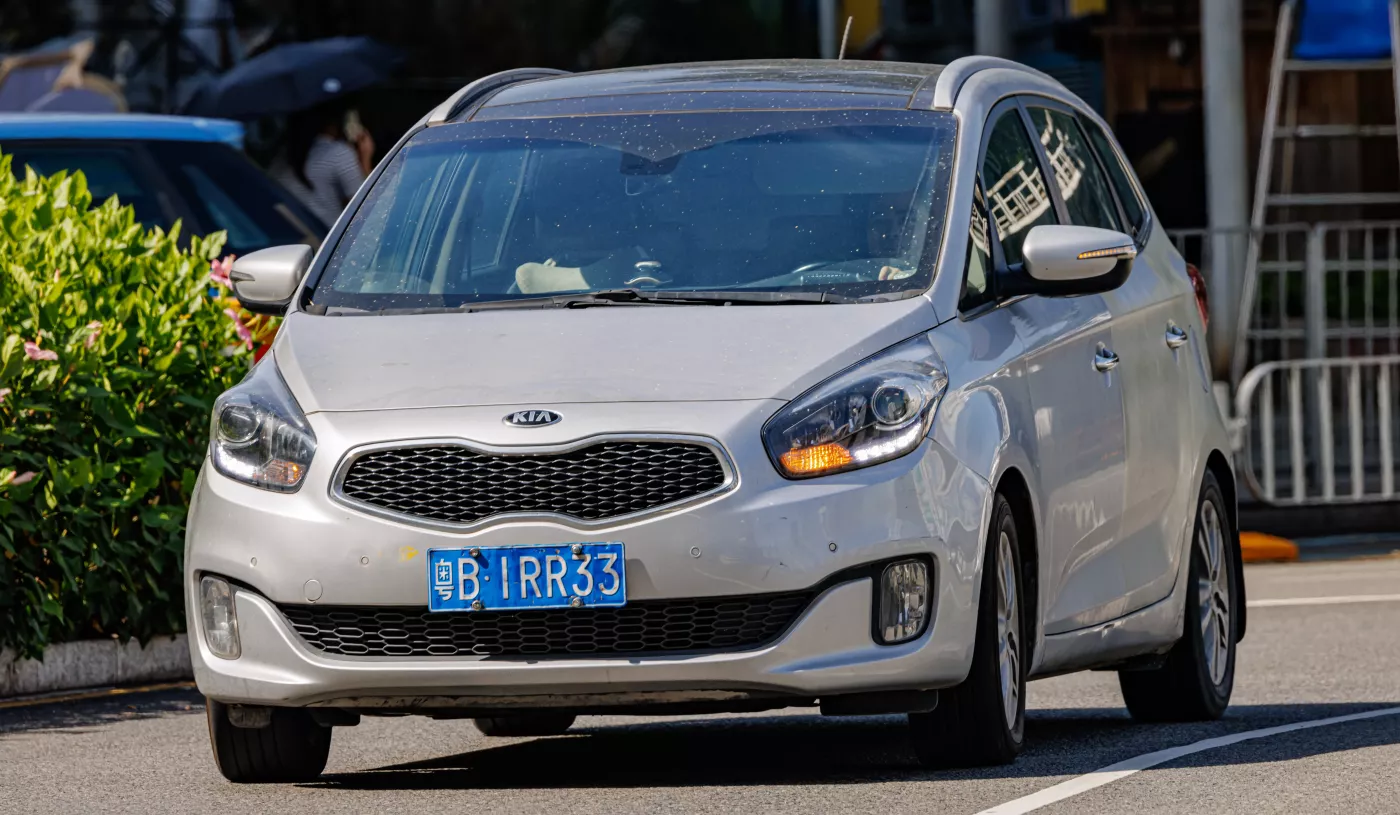 Kia Carens – Kia compact mpv