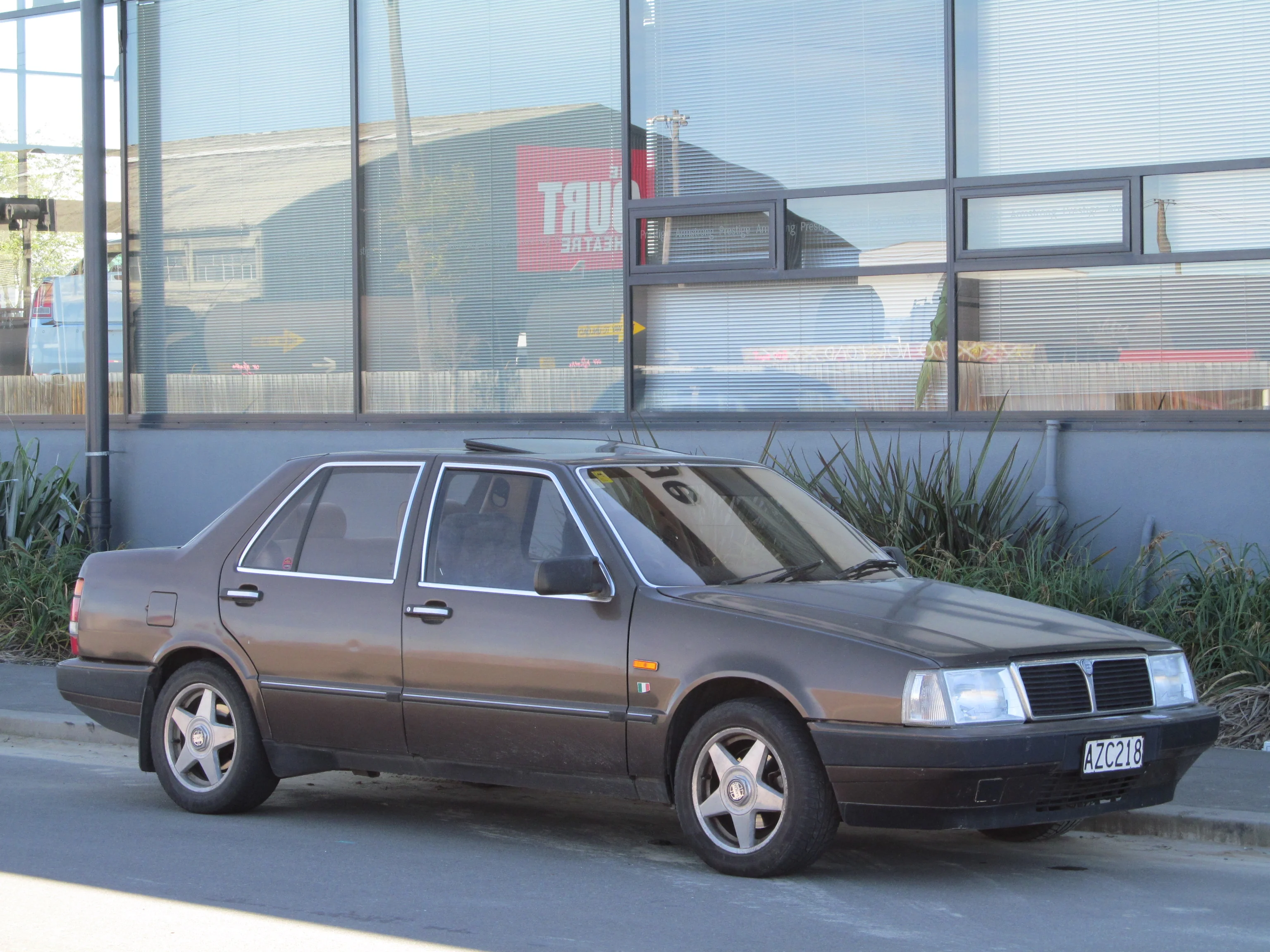 Lancia Thema – Lancia executive car