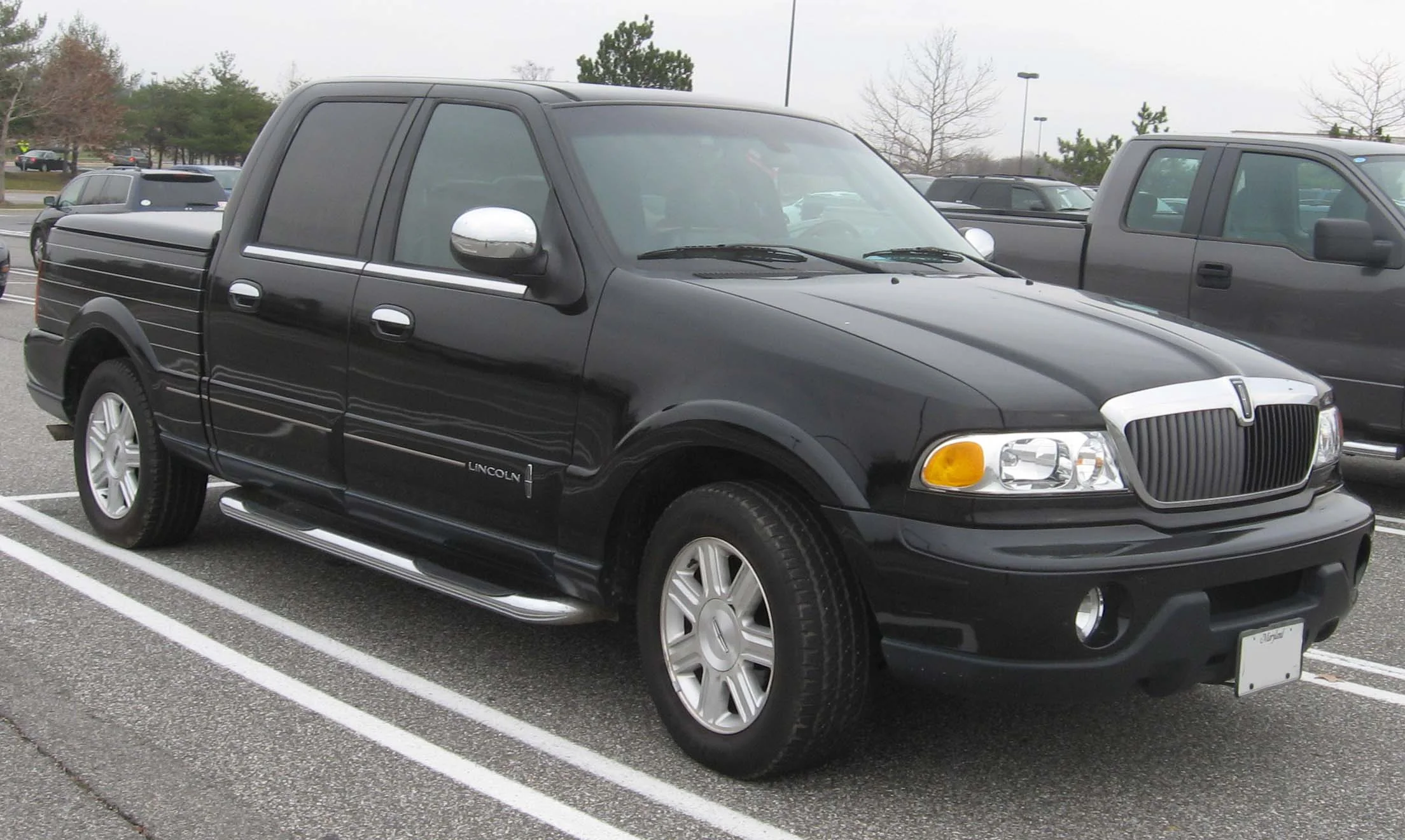 Lincoln Blackwood – Lincoln luxury full-size pickup truck