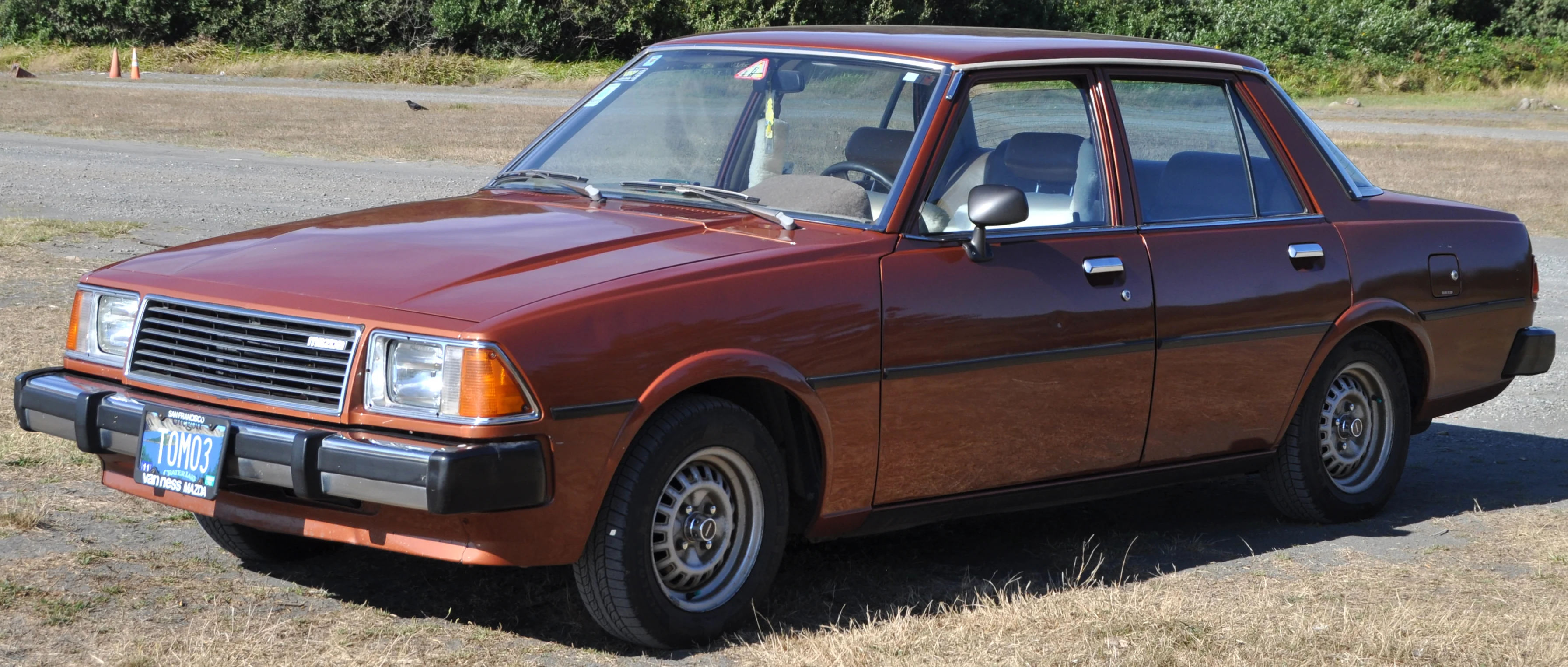 Mazda Capella – Mazda compact mid-size
