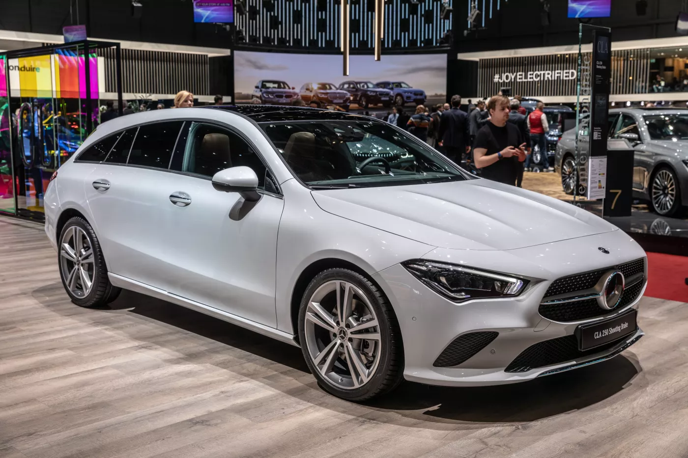 Mercedes-Benz CLA – Mercedes-Benz subcompact executive car