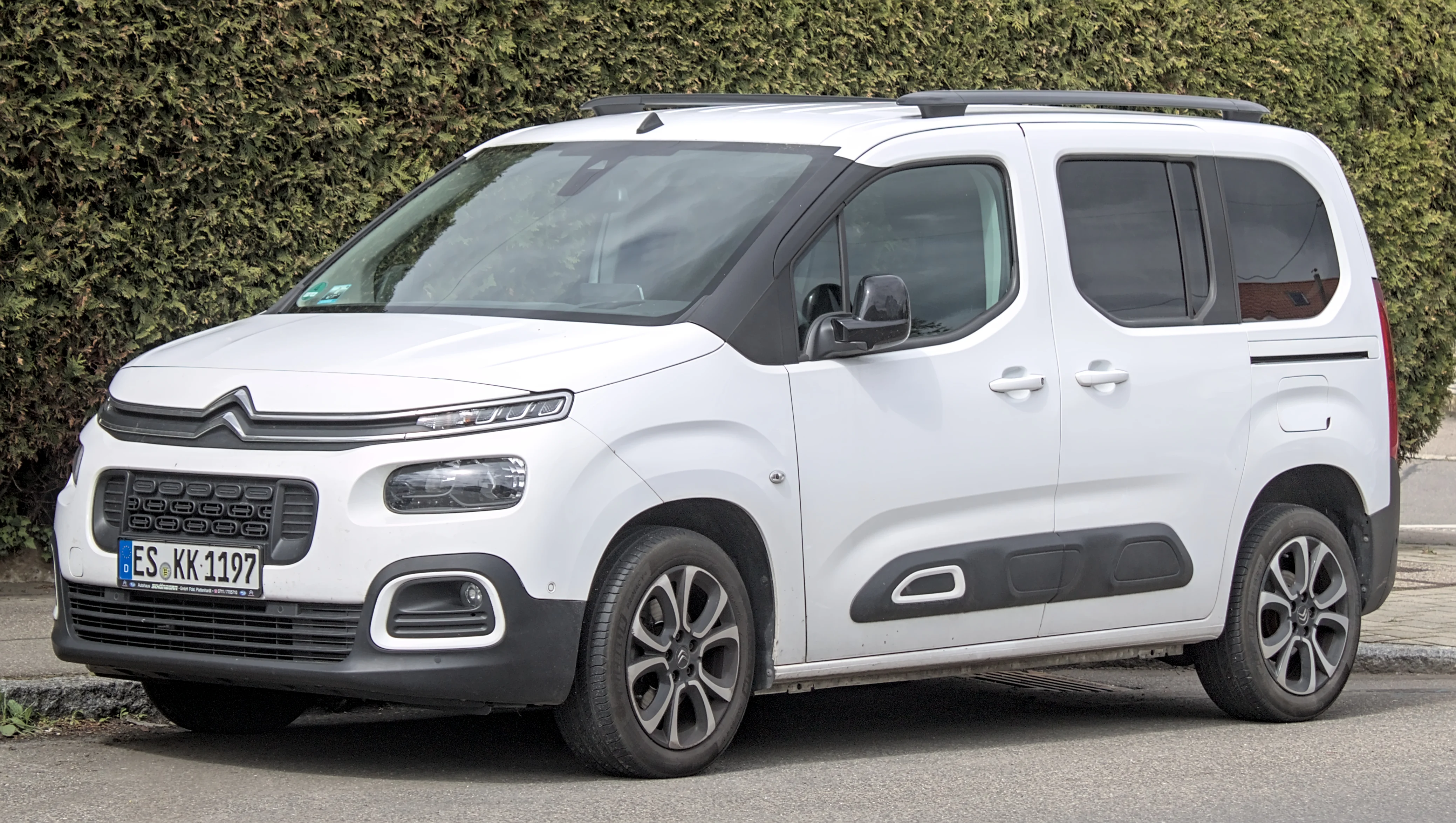 Citroën Berlingo – Peugeot commercial vehicle