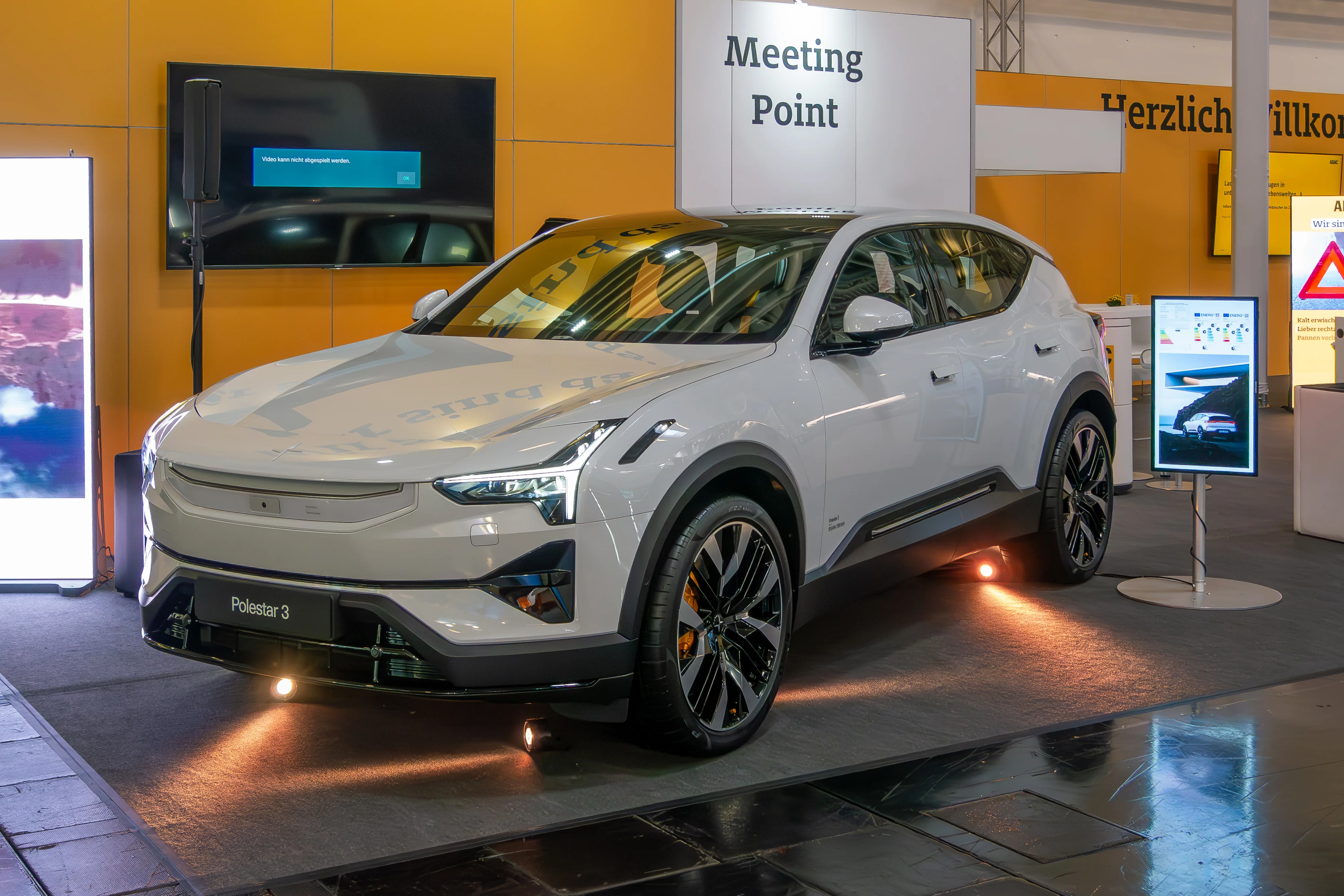 Polestar 3 – Polestar mid-size luxury crossover suv