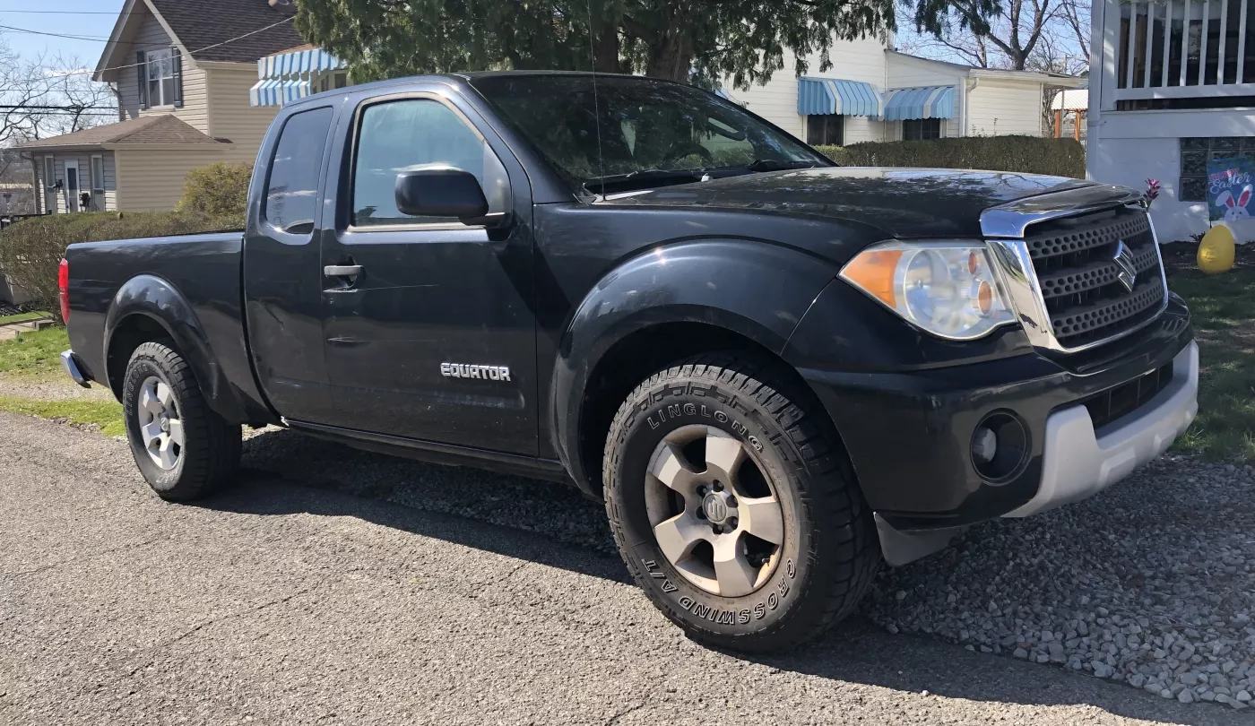 Suzuki Equator – Suzuki mid-size pickup truck
