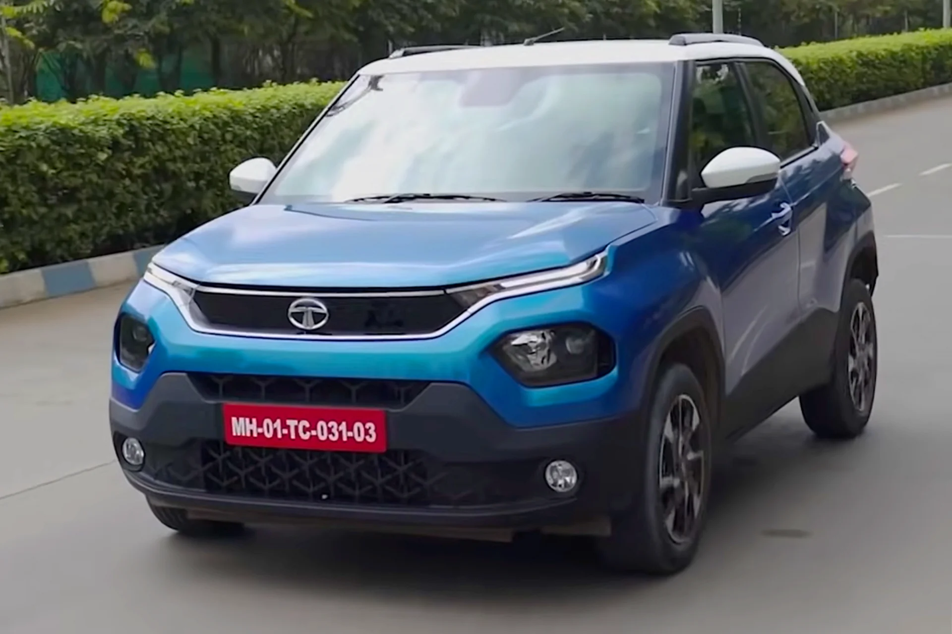 Tata Punch – Tata crossover city car