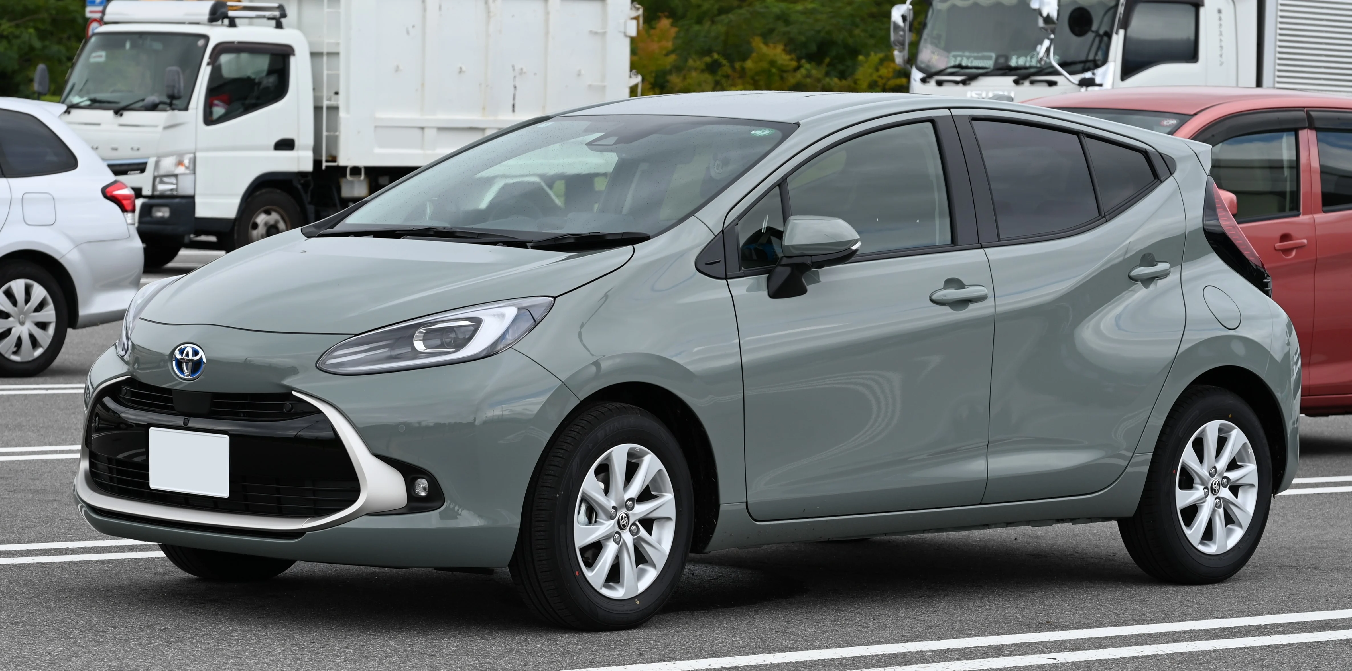 Toyota Aqua – Toyota subcompact car/supermini