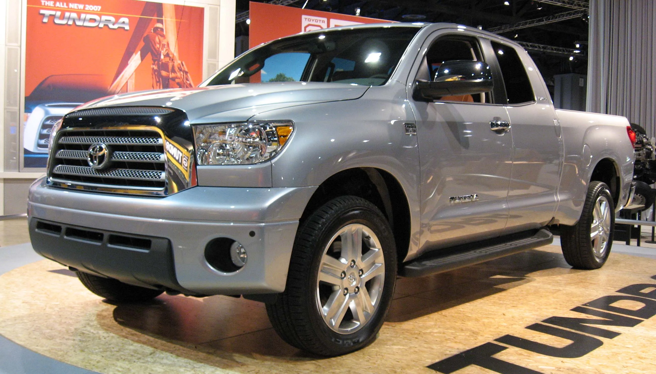 Toyota Tundra – Toyota full-size pickup truck