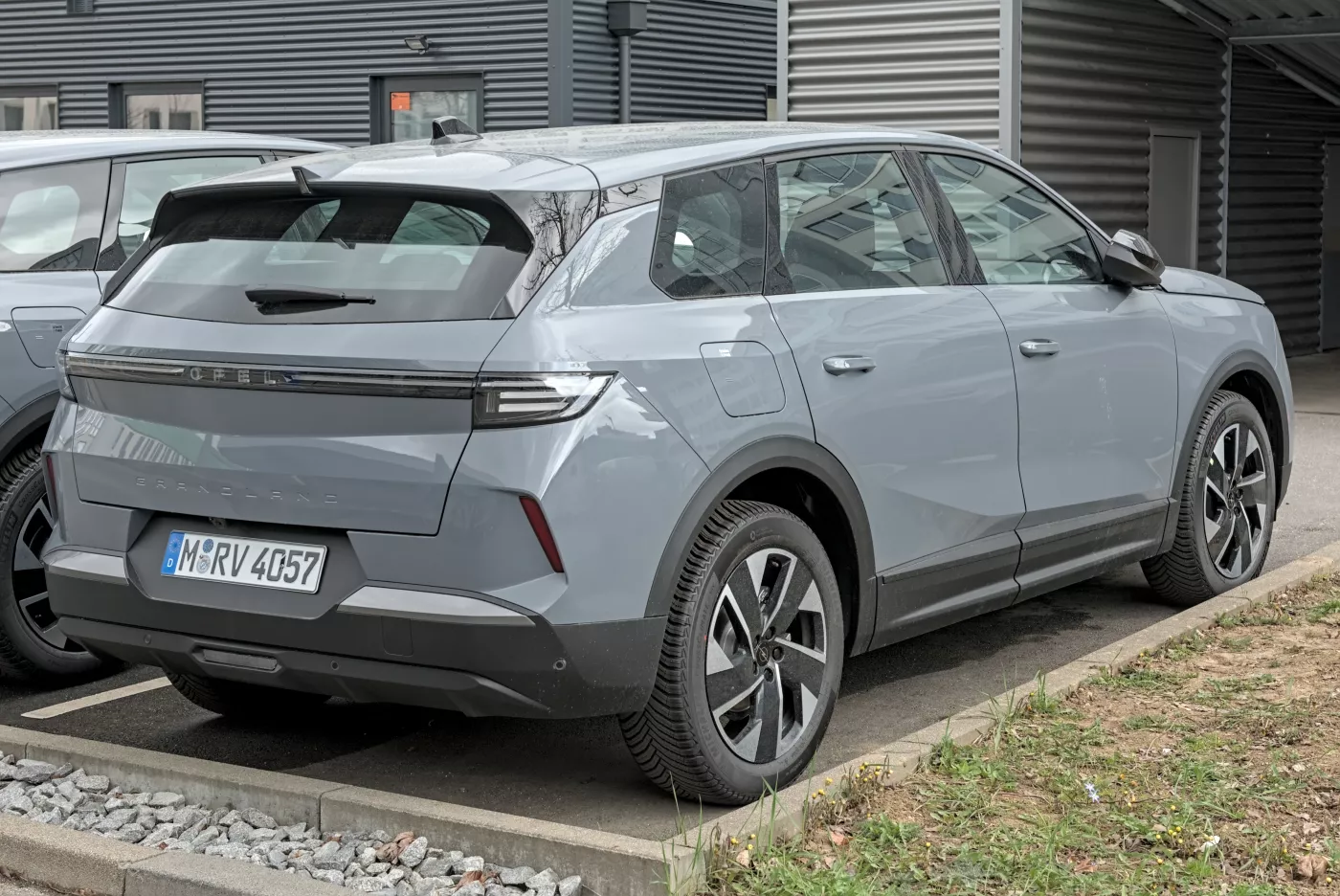 Opel Grandland – Vauxhall compact crossover suv