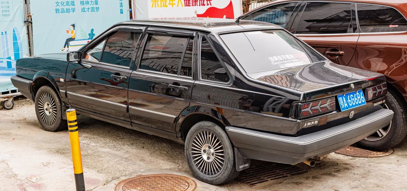 Volkswagen Santana – Volkswagen mid-size car