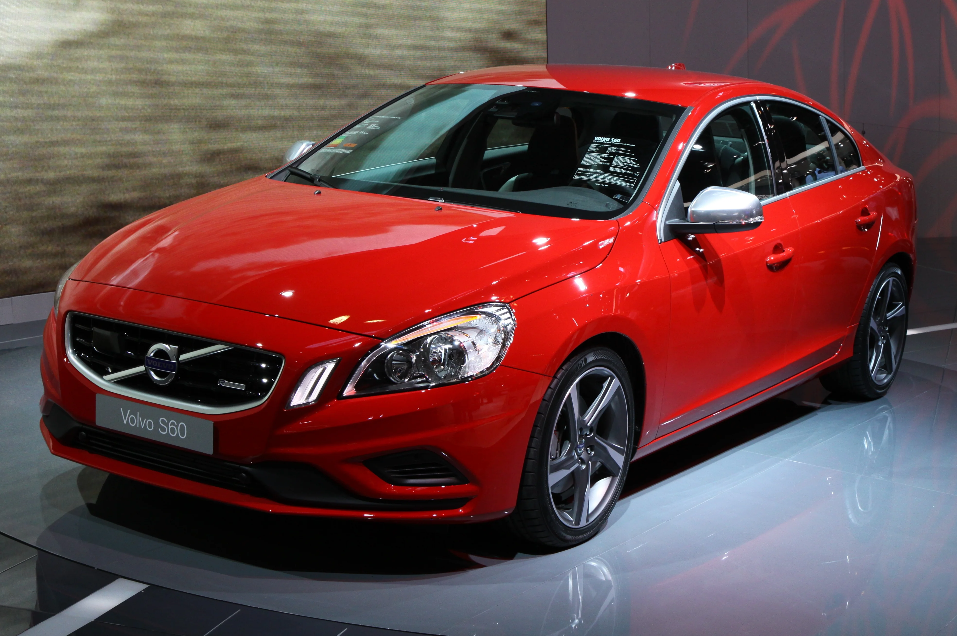 Volvo S60 – Volvo compact executive car